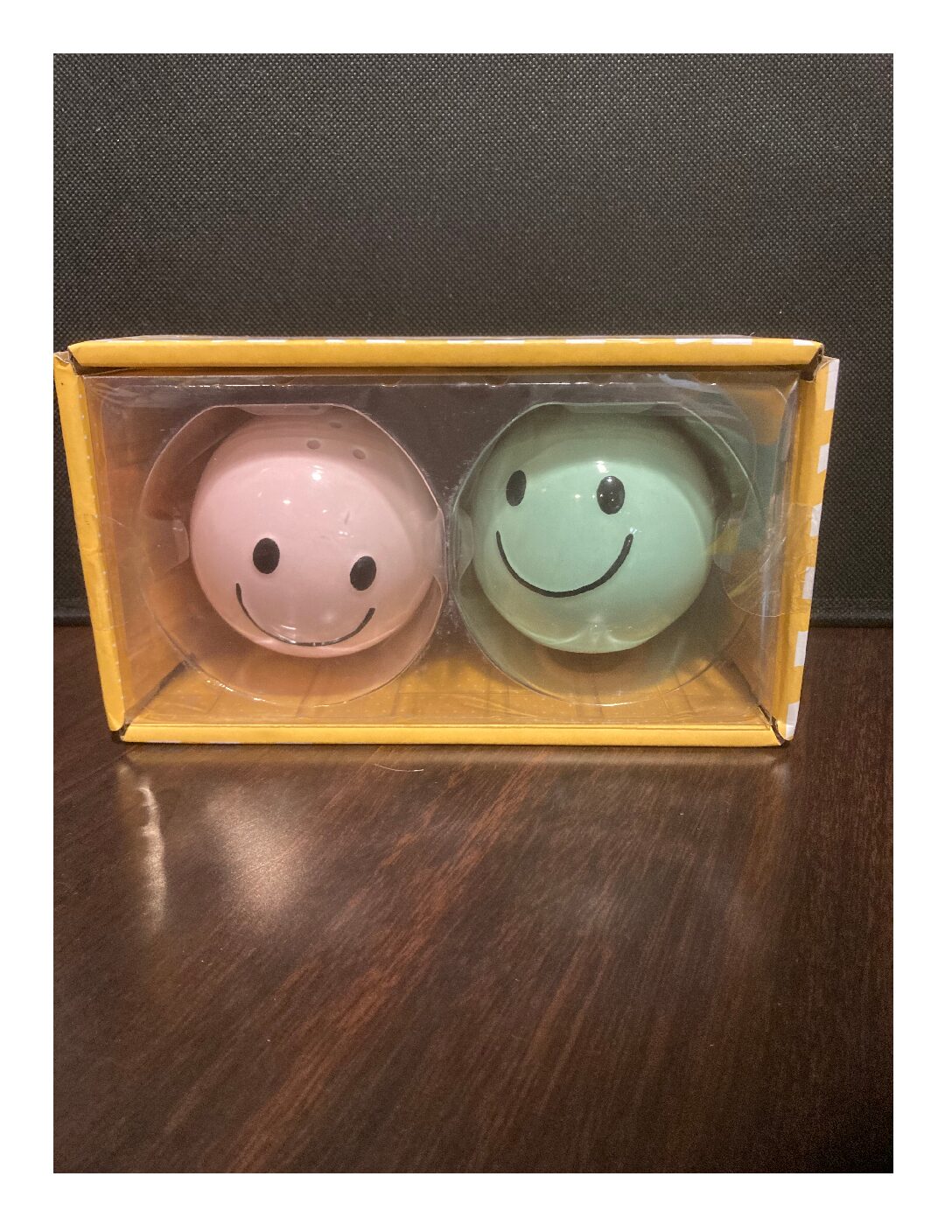 Smiley Salt Pepper Shakers Copy